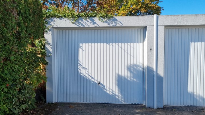 Helle und großzügige Obergeschosswohnung in Klarenthal zu vermieten