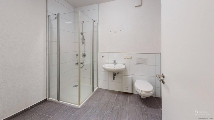 Hell und modern gehaltene Hochparterrewohnung in Köllerbach zu vermieten