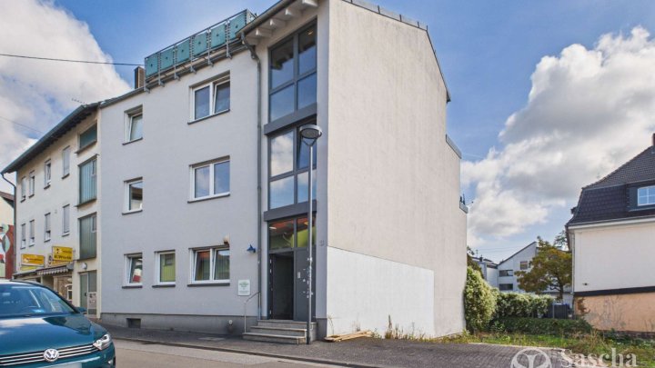 Bezugsfrei - Helle 2ZKB Eigentumswohnung im 1. OG in zentraler Lage von St. Wendel