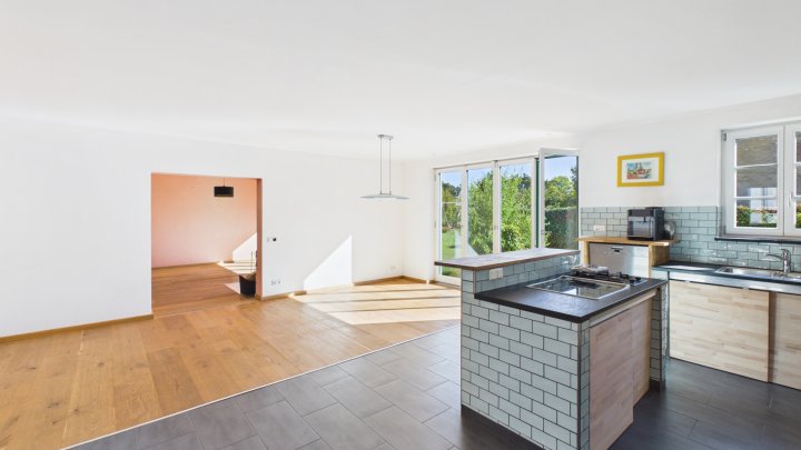 Einfamilienhaus mit Grundstück in bester Lage von Lisdorf