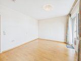 Schlafzimmer mit Loggia