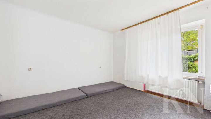 Wohnen, vermieten oder Mehrgenerationenwohnen – Dreifamilienhaus in Saarbrücken