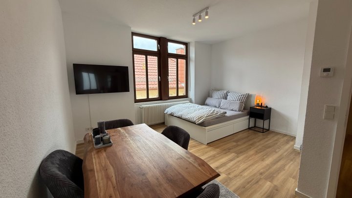 TOP-LAGE - Voll möblierte Moderne 1-ZKB-Wohnung in 66482 Zweibrücken