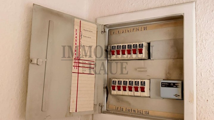 GEPFLEGTE 3 ZKB WOHNUNG MIT SÜD-BALKON UND GARAGE IN EINEM SEHR GEPFLEGTEN OBJEKT IN SULZBACH