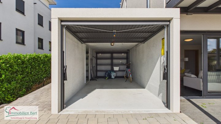 GRENZE L-REMICH: SOFORT VERFÜGBAR! EXKLUSIVE WOHNUNG MIT TERRASSE, GARAGE UND KLEINEM GARTEN!