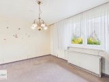 Wohnzimmer mit Blick in den Garten
