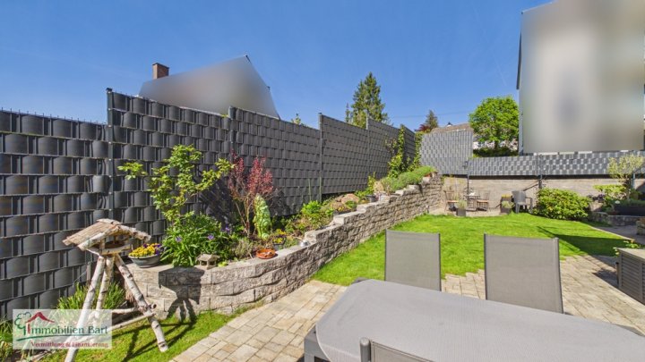 TRIER-OLEWIG: EINFAMILIENHAUS MIT GARTEN UND GARAGE