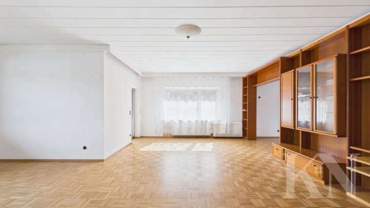 Großzügiges Einfamilienhaus mit Einliegerwohnung, 1.018 m² Grundstück und Weitblick in Riegelsberg!