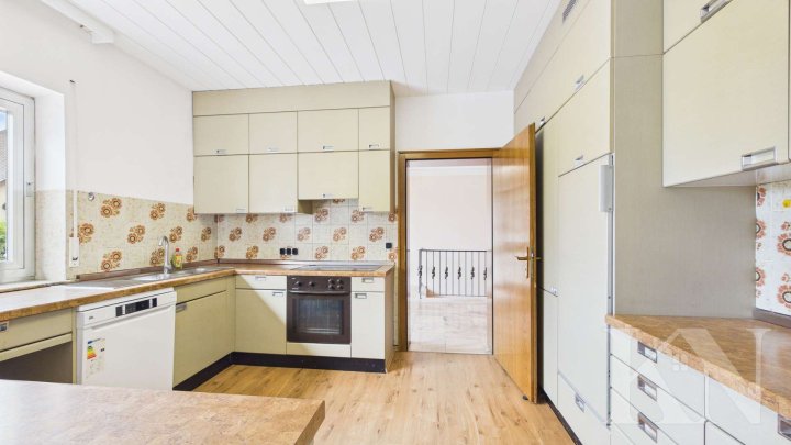 Großzügiges Einfamilienhaus mit Einliegerwohnung, 1.018 m² Grundstück und Weitblick in Riegelsberg!