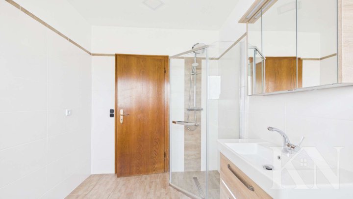 Großzügiges Einfamilienhaus mit Einliegerwohnung, 1.018 m² Grundstück und Weitblick in Riegelsberg!