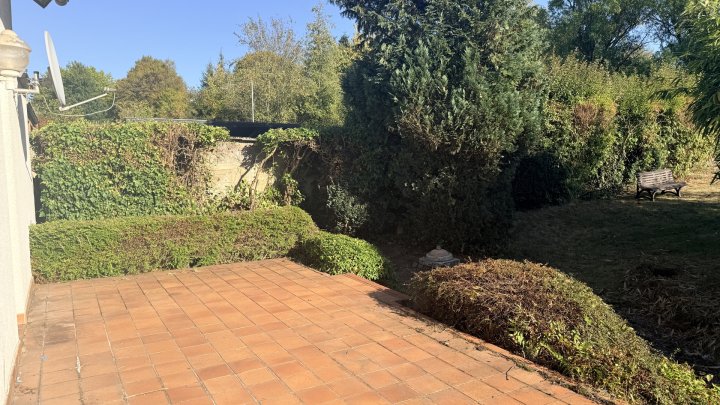 Freistehendes Einfamilienhaus mit großem Garten und viel Gestaltungspotenzial in Nalbach-Bilsdorf