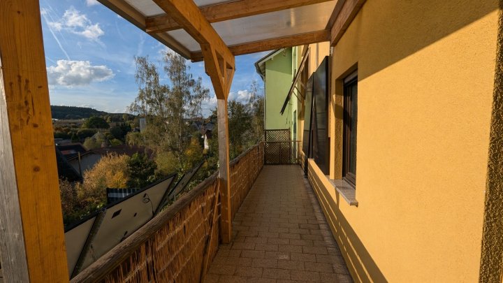 Direkt bezugsbereite Doppelhaushälfte in ruhiger Lage mit Garten und Terrasse