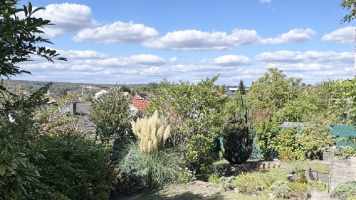 Freistehendes 1 FH mit Garten & Garage in Top Lage von St. Ingbert-Süd!