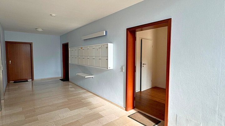 Renovierte 2-ZKB mit EBK, Balkon + Tiefgarage, Spitzenlage am Rotenbühl