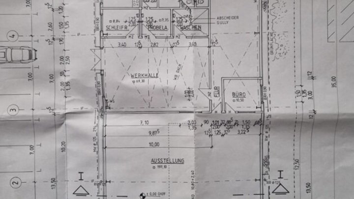 Freistehende Ladenfläche / Halle mit Parkplätzen / B51 Gewerbegebiet Neumühler Weg