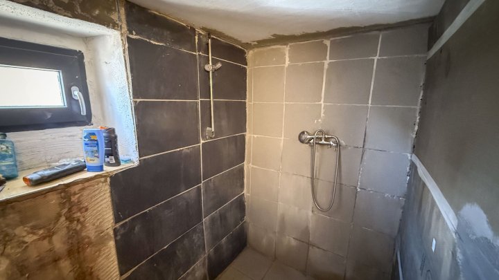 Handwerker aufgepasst – kleines Haus mit Garten sucht neuen Besitzer!