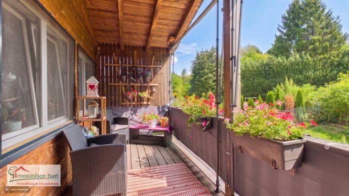 GRENZNÄHE LUXEMBURG! GROßZÜGIGES MEHRFAMILIENHAUS MIT PRAXIS U. VIEL RAUM - GEEIGNET FÜR FAMILIEN!