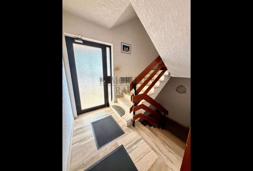 Treppenhaus im EG
