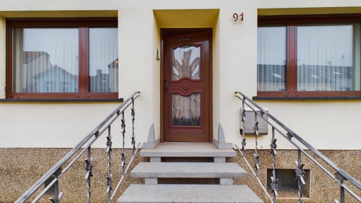 Reihenmittelhaus in Saarlouis-Roden- Viel Platz, viel Potenzial