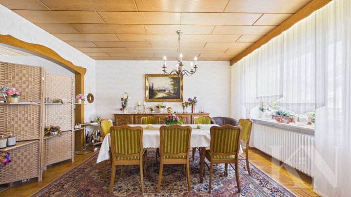 Doppelhaushälfte mit großzügigem Flächenangebot in Saarwellingen