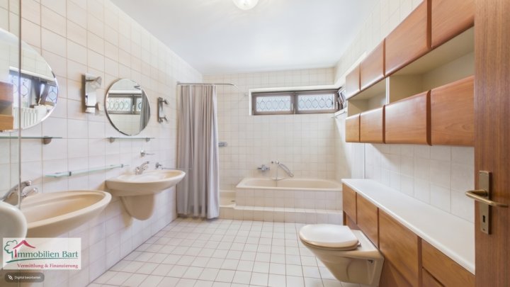 MERZIG: BESONDERES ARCHITEKTENWOHNHAUS + EINLIEGERWOHNUNG + WELLNESSBEREICH!