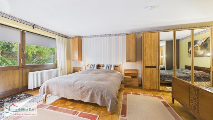 MERZIG: BESONDERES ARCHITEKTENWOHNHAUS + EINLIEGERWOHNUNG + WELLNESSBEREICH!