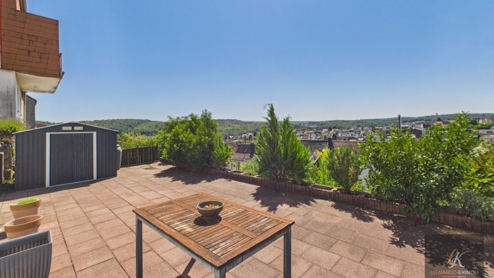 Großzügiges Familienhaus mit Einliegerwohnung und Fernblick über Quierschied