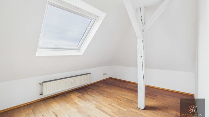 Gemütliche 3-Zimmer-Dachgeschosswohnung  in Saarbrücken am Rastpfuhl