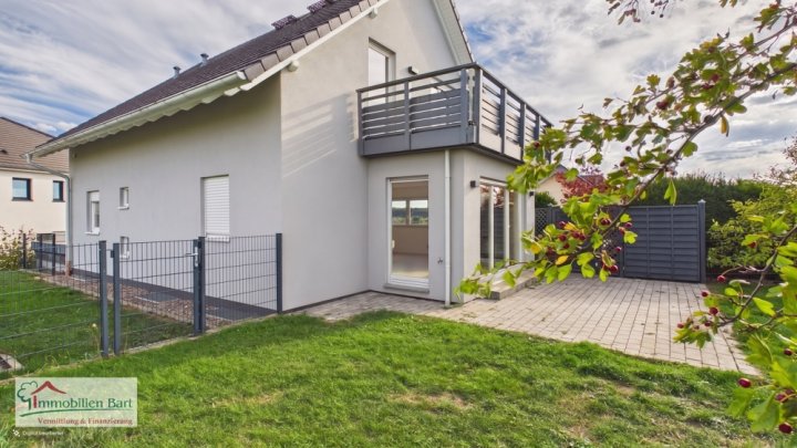 GRENZE LUXEMBURG: 4 SZ / 2 BÄDER / TOP LAGE IN MITTE DER NATUE