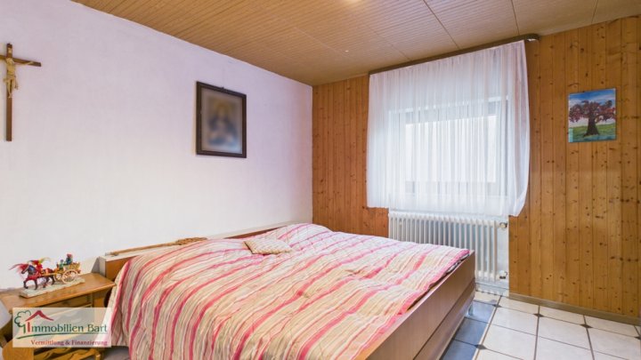 METTLACH: 1-2 FAMILIENHAUS IN RUHIGER, TOP LAGE!