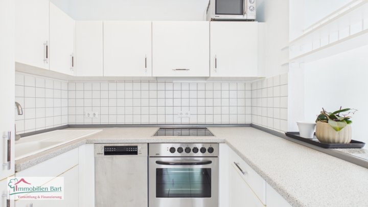 GRENZNÄHE: GEMÜTLICHE DACHGESCHOSSWOHNUNG MIT GARAGE IN ORSCHOLZ!