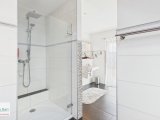 DG - Badezimmer mit Dusche