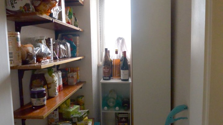 IN FRANKREICH: Walmdach-Bungalow mit Einliegerwohnung in kinderfreundlicher Straße