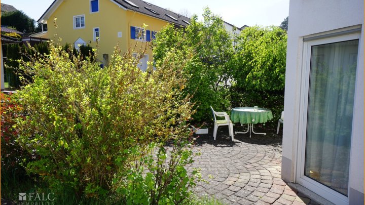 3 ZKB + 1 ZKB in 3- Familienhaus zu verkaufen!
