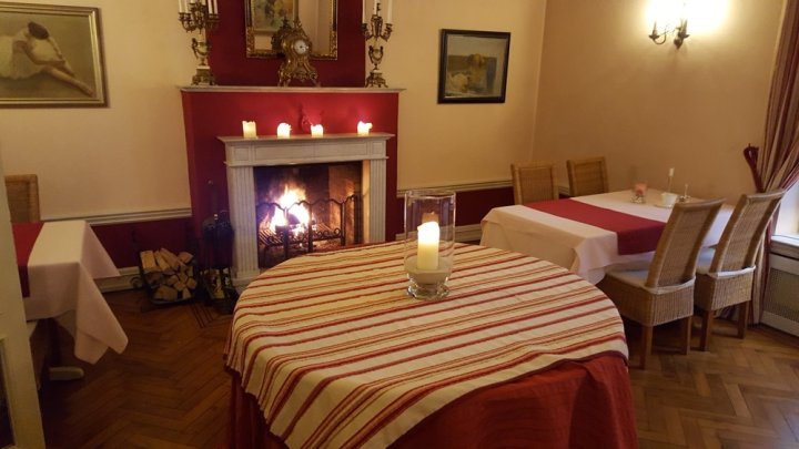 Exklusives Restaurant „Villa Fayence“ mit Boutique Hotel im Dreiländereck SaarLorLux