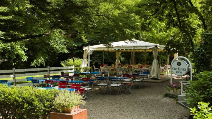Exklusives Restaurant „Villa Fayence“ mit Boutique Hotel im Dreiländereck SaarLorLux