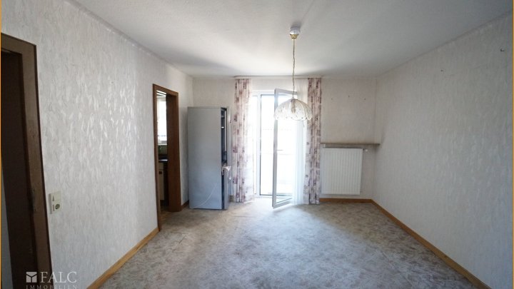 Familienhaus + Baugrundstück in Homburg- Jägersburg!