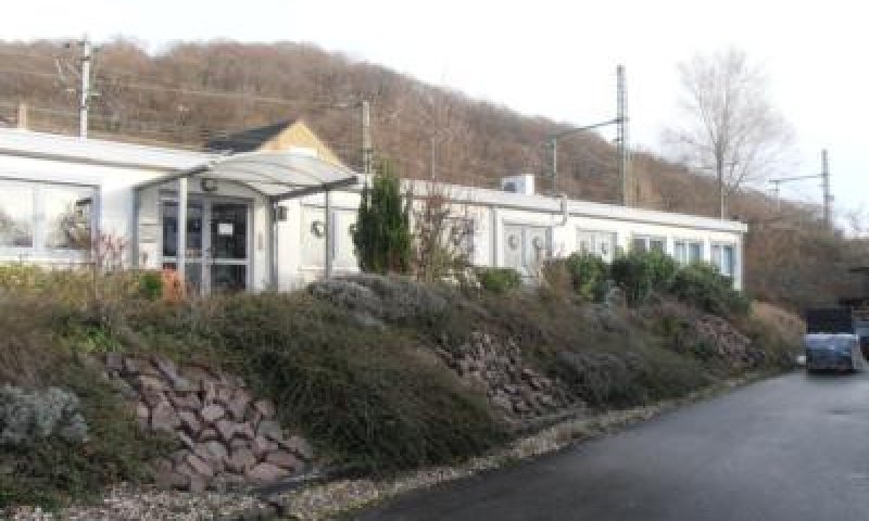 Für verschiedene Zwecke geeignete Büro- / Gewerbefläche - ca. 400 m² - nahe zur A 620