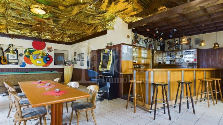 Für Investoren: Wohn- und Geschäftshaus in St. Ingbert – mit Wohnung, Gewerbe, Garten und Garagen