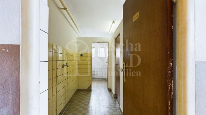 Für Investoren: Wohn- und Geschäftshaus in St. Ingbert – mit Wohnung, Gewerbe, Garten und Garagen