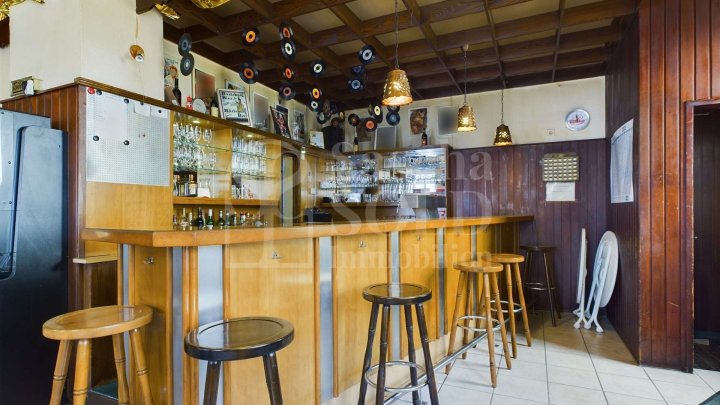 Für Investoren: Wohn- und Geschäftshaus in St. Ingbert – mit Wohnung, Gewerbe, Garten und Garagen