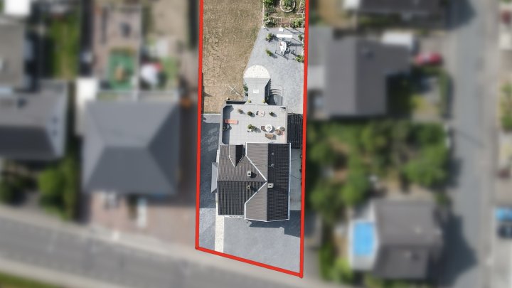 Provisionsfrei! Traumhaftes Einfamilienhaus: Kernsaniert mit herrlichem Garten