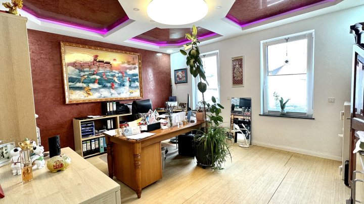 Provisionsfrei! Traumhaftes Einfamilienhaus: Kernsaniert mit herrlichem Garten