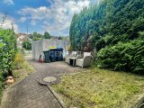 Terrasse und Garten vor dem Haus