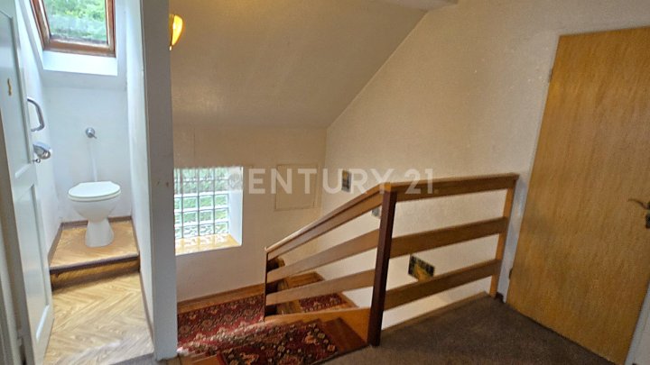 Attraktives Mehrfamilienhaus mit ELW, zusätzl. Baugrundstück und Ausbaumöglichkeit in Quierschied