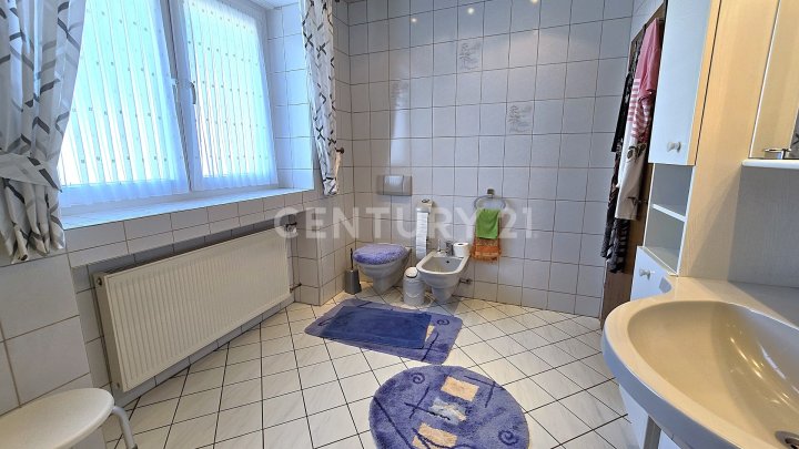 !!Anschauen lohnt sich!! tolles Mehrfamilien bzw. Mehrgenerationenhaus mit gr Garten in Stennweiler