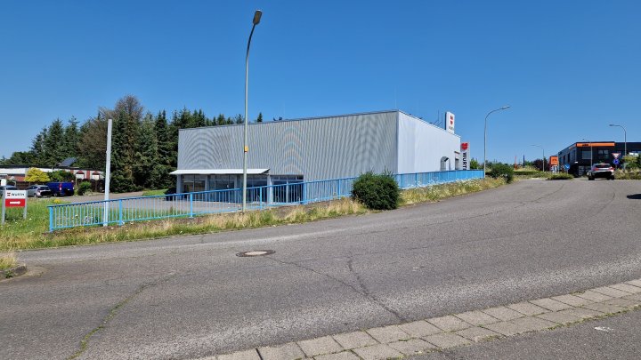 Einzelhandelsfläche Laden Ausstellungsfläche zur Miete