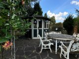 Terrasse mit Pavillon