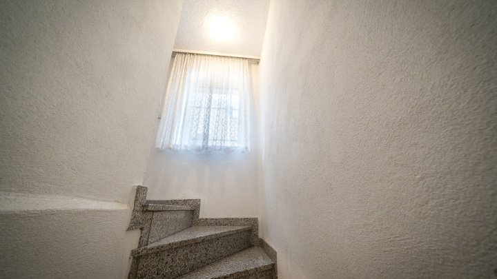 Großzügiges Eckhaus mit flexiblen Wohnkonzepten