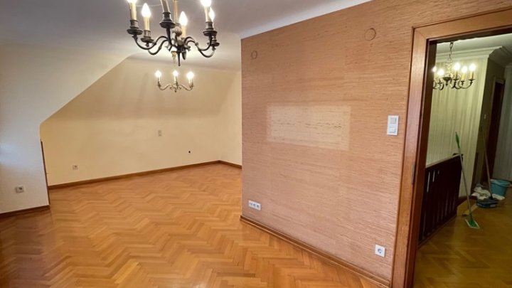 Villenähnliches Haus in Völklingen – Büro/Praxis- und Wohnräume in perfekter Kombination